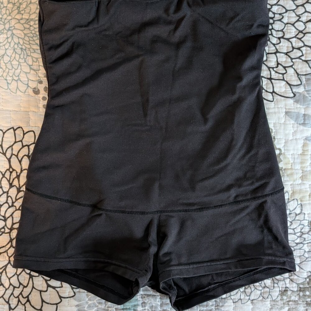 Shapewear - Picture 1 of 4
